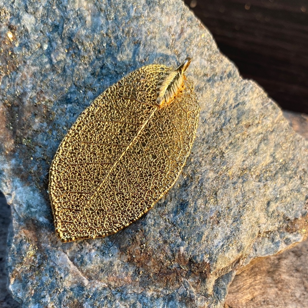 Gold Leaf Pendant Necklace - Women Jewelry